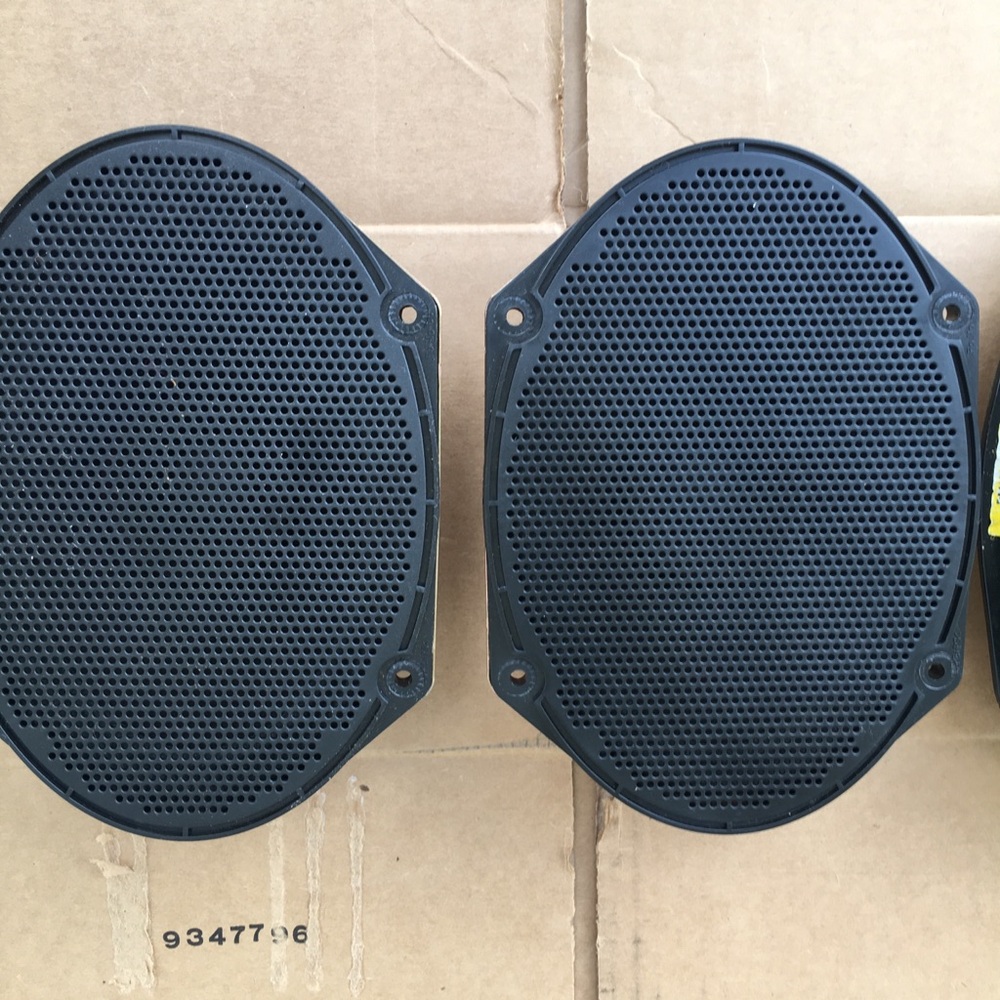 Black Oval Front/Rear 2004 Lincoln Town car Speaker(Auto Car Parts) - Picture 3 of 10
